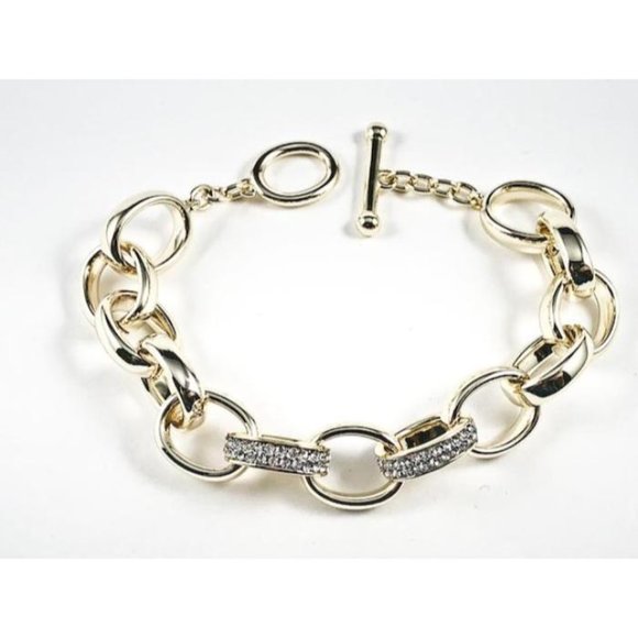 Elegant Oval Shape Chain Link Micro CZ Bracelet - Picture 1 of 1